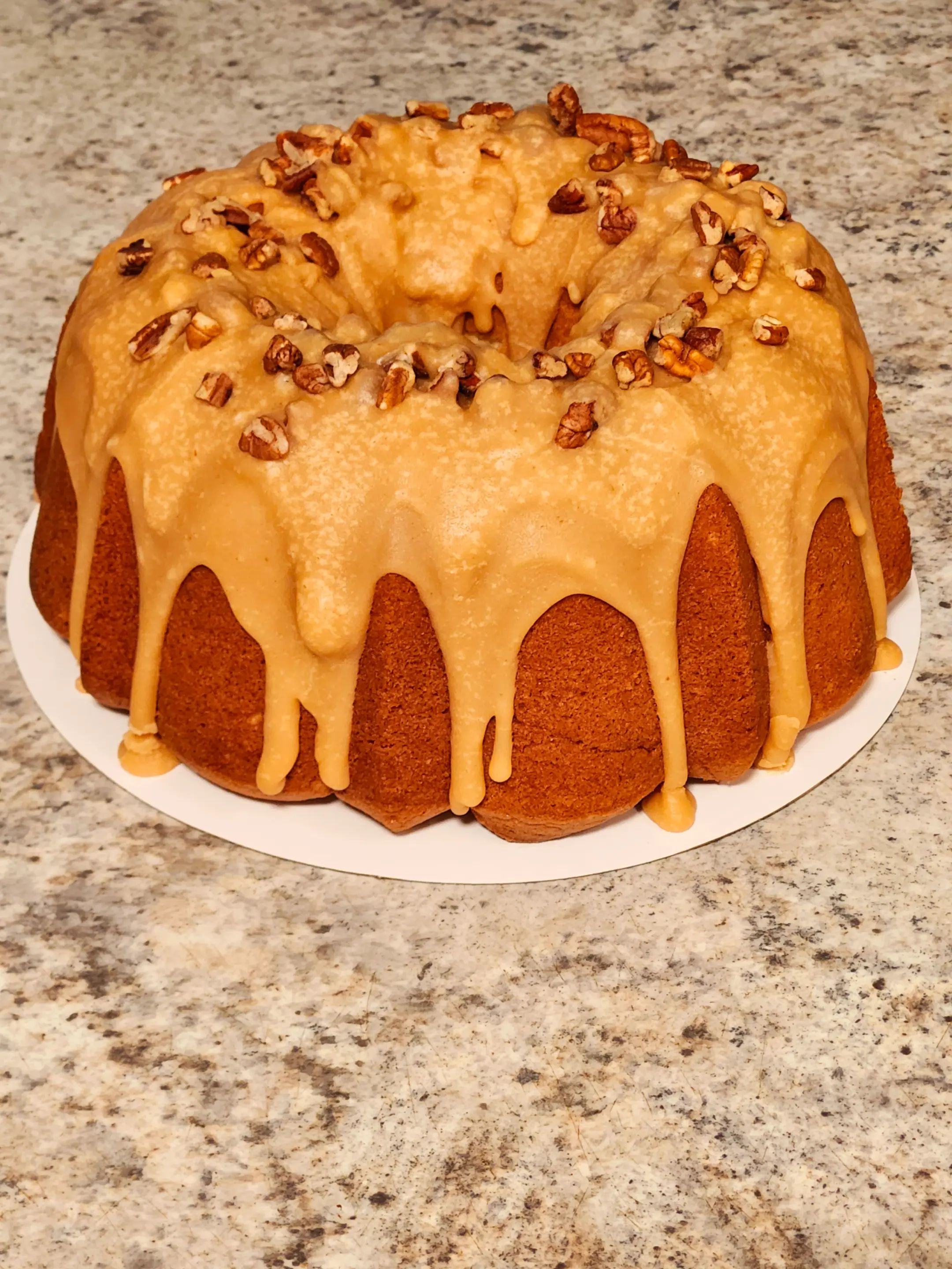 Pecan Praline Pound Cake 