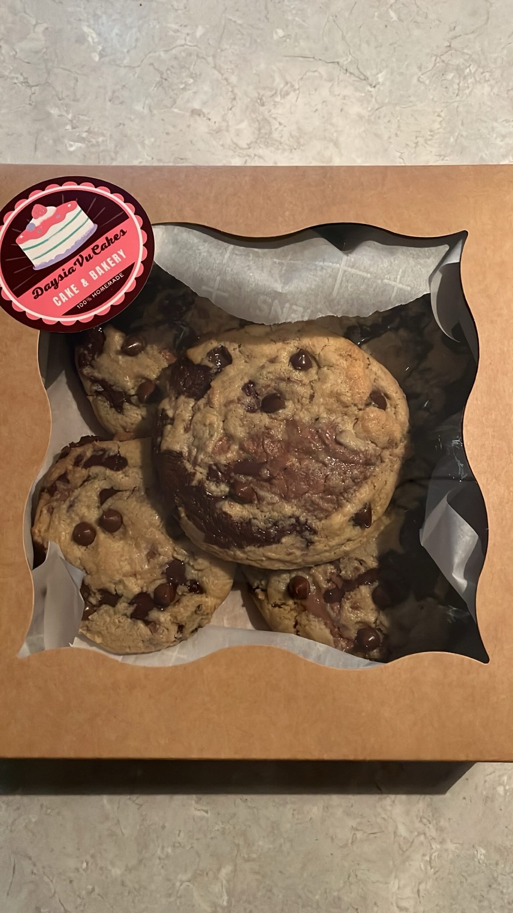 Custom cake by DaysiaVuCakes