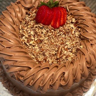 Vanilla Cake W/Chocolate  Icing (2 Layer)