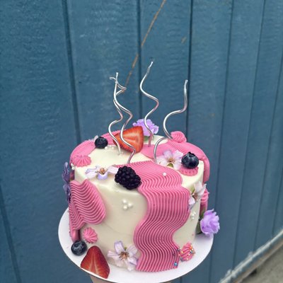 6” 2 Layer Round Cake 