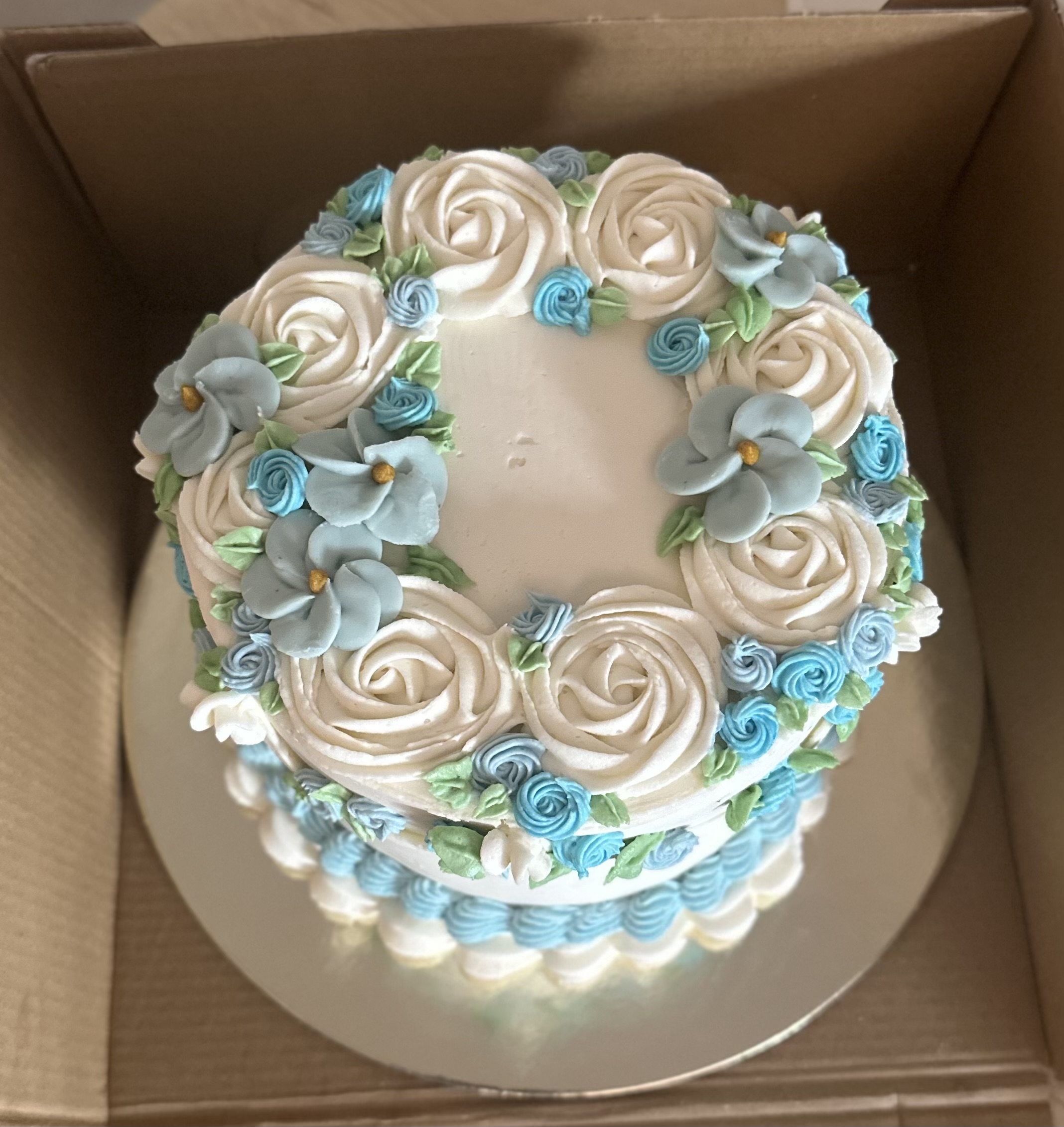 6” Cake (12 Servings)