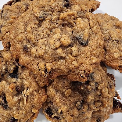 Oatmeal Raisin Cookies