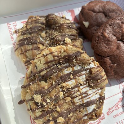 Cookie Butter S’mores Cookie