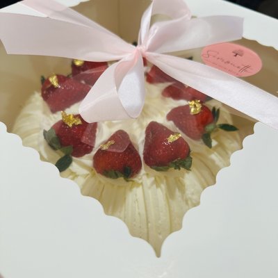 Strawberries And Cream Bundt Cake