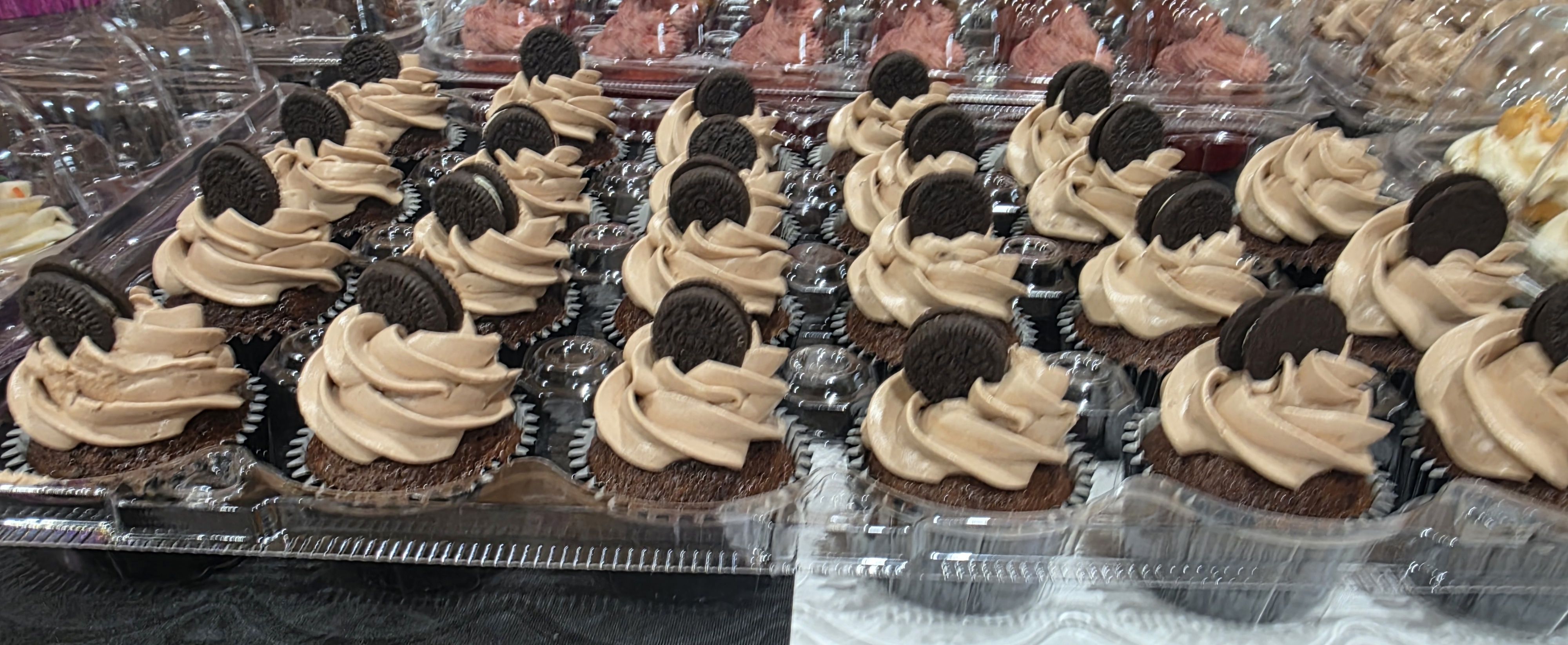 Chocolate w/ Chocolate Buttercream & Oreo