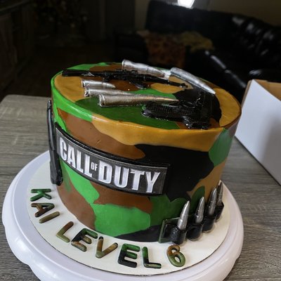 8” Cake
