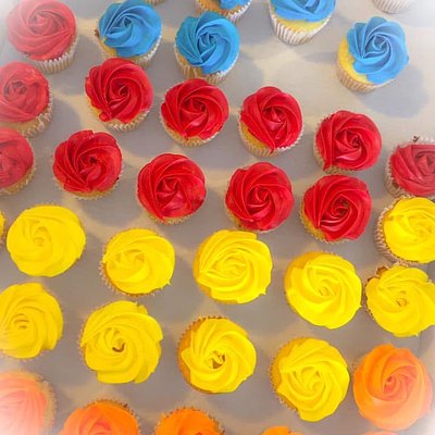 1 Dozen Cupcakes 