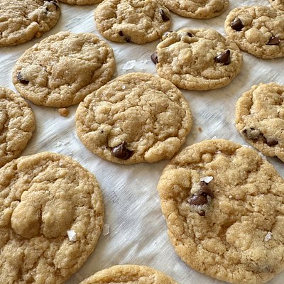 Chocolate Chip Cookies (6 Per Order)