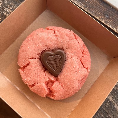 Strawberry Heart Kiss Cookies