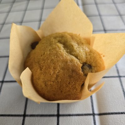 Chocolate Chip Muffins 6ct