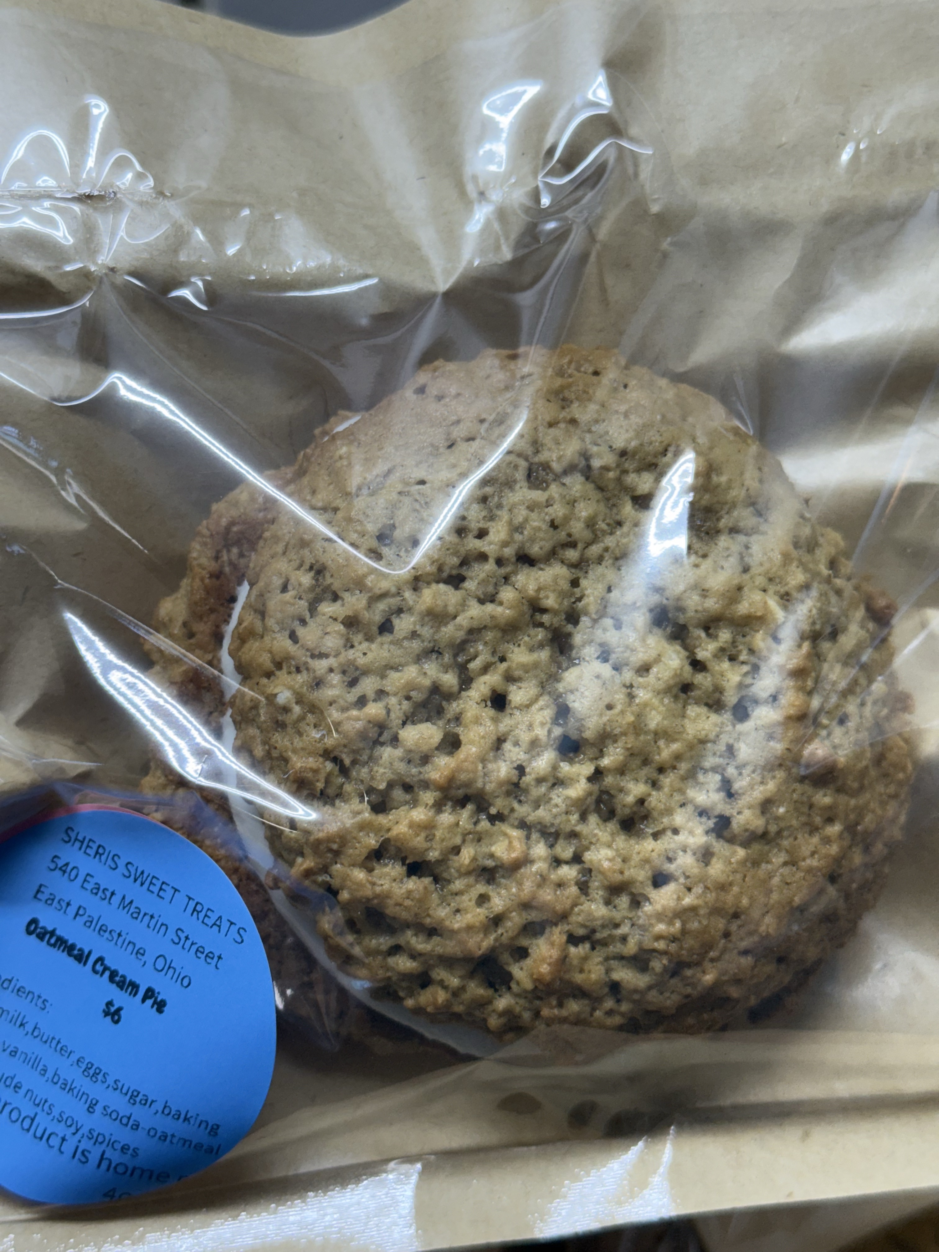 Giant Oatmeal Cream Pie 