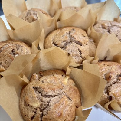 Cinnamon Apple Muffins 