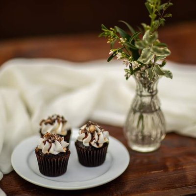 Mini cupcakes $2