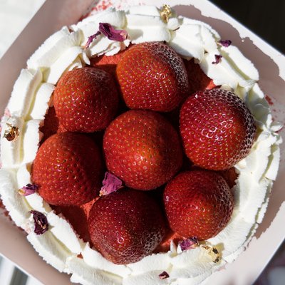 ❤️Strawberry White Chocolate 6"