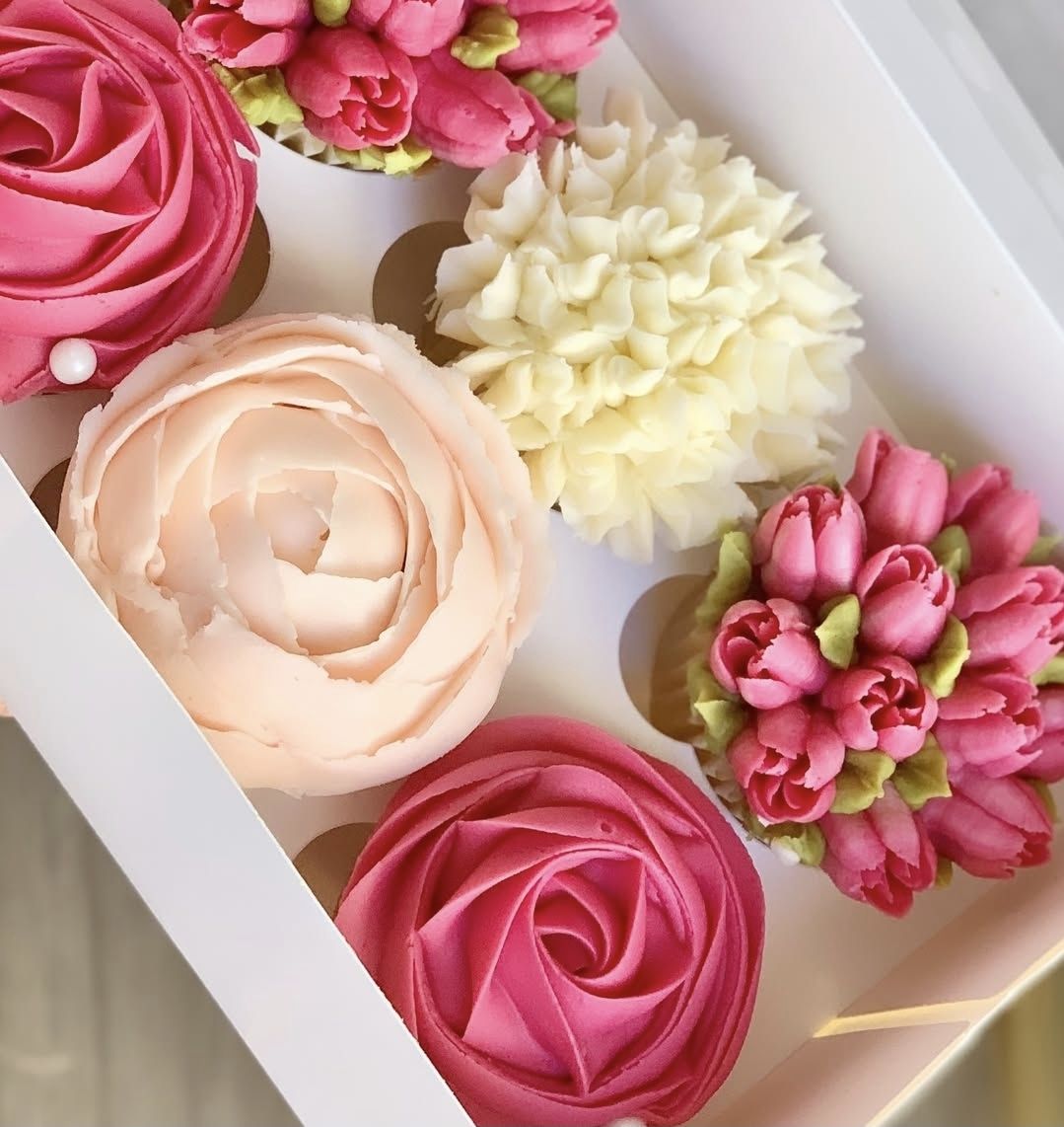 Mother’s Day Cupcake Decorating Class