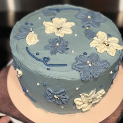 8 Inch (Two Layer) Cake