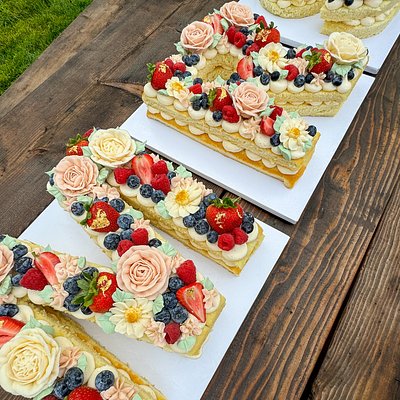 Cakes, Letter or Number 
