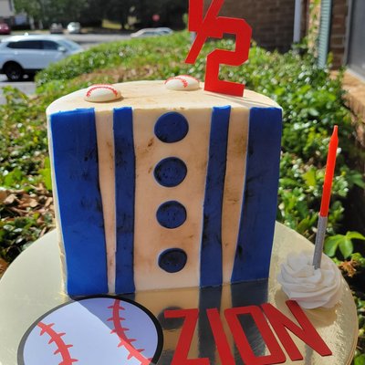 7in 1/2  BIRTHDAY Buttercream Cake