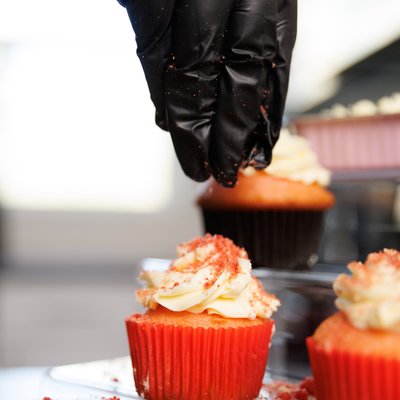 Strawberry Crumble Cupcakes