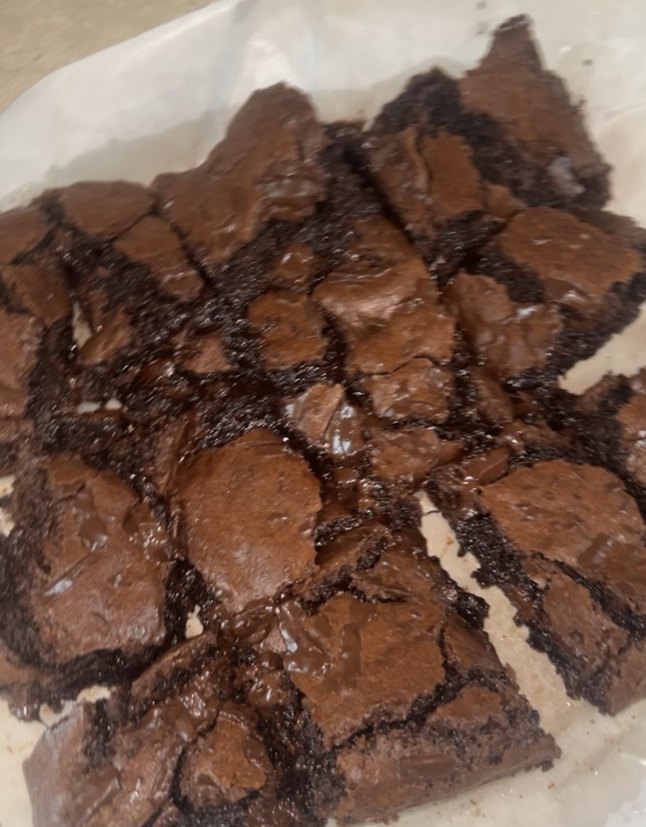 Brownie Bites 9" Round Pan 