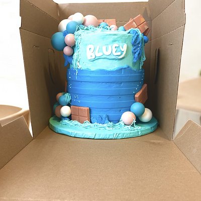 Custom cakes