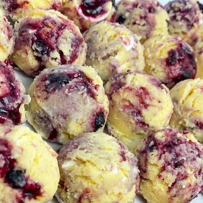 LEMON BLUEBERRY SWIRL ( New Recipe ) - 32oz container makes 21 cookies