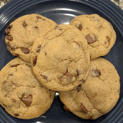 Vegan Dozen Chocolate Chip Cookies 