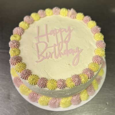 8” Vanilla Cake (Vanilla Buttercream)