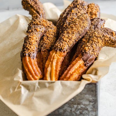 Butterfinger Chocolate Churros