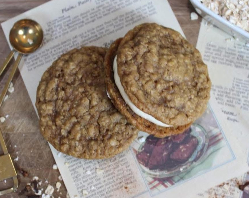 Oatmeal Cream Pie Cookie 