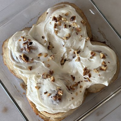 ‘Carrot Cake’ Cinnamon Rolls With Cream cheese Frosting/Walnuts QTY 4