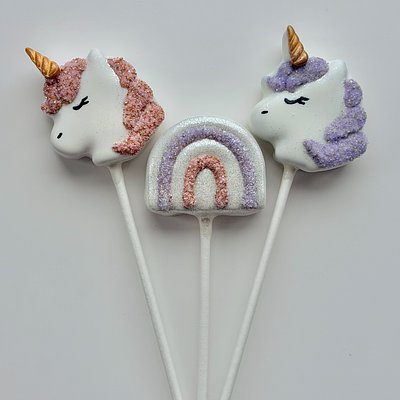 Custom Cake Pops