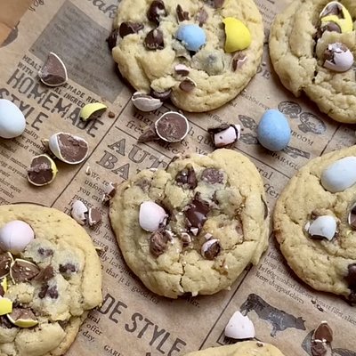 Cadbury Egg Cookie