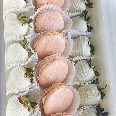 Custom Mini Dessert Boxes