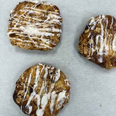 Almond Cheese Danish 
