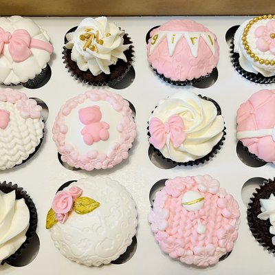 Cupcakes - Fondant Topping