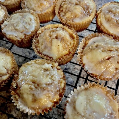 Cinnamon Swirl Muffins -1/2 Dozen