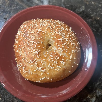 6 NY Style Sourdough Bagels- Sesame Seed