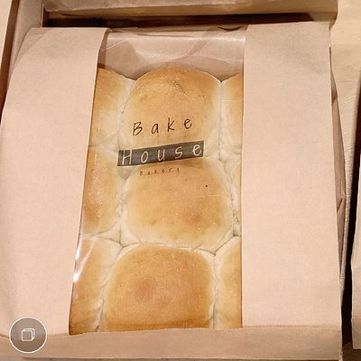 9 Pack Dinner Rolls