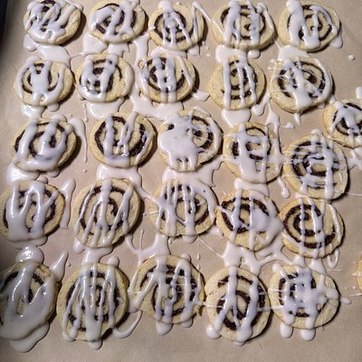 Cinnamon Roll Cookies