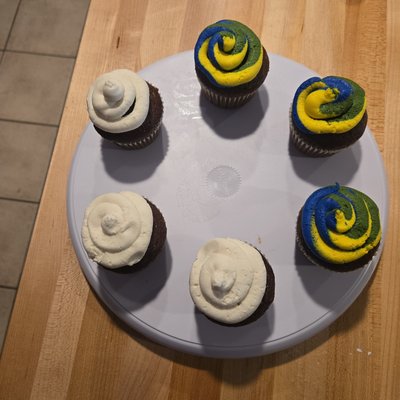 Chocolate Cupcakes, Cream Cheese Frosting