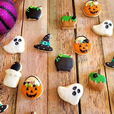 1 Dozen Mini Halloween Cookies 
