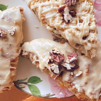 Maple Pecan Scones, Box of 5