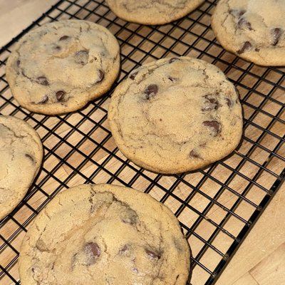 1/2 Dozen Chocolate Chip Cookies
