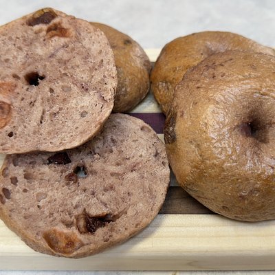 Sourdough Strawberry Bagels (4 Pack)