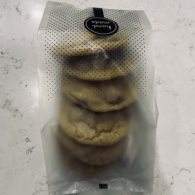 6 Ct Chocolate Chip Cookies 