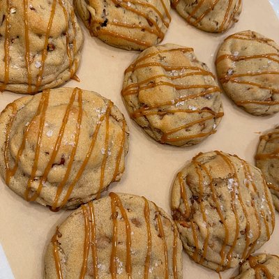 Salted Caramel Pretzel Cookies