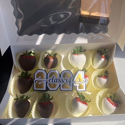 Dozen Chocolate Covered Strawberries 