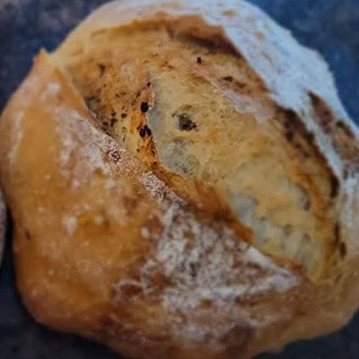 Italian Parmesan Garlic Sourdough Bread