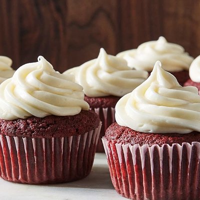 12 Red Velvet Cupcakes